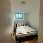 Station Apartment, 2 Bedroom & Sofabed アパート チューリッヒ