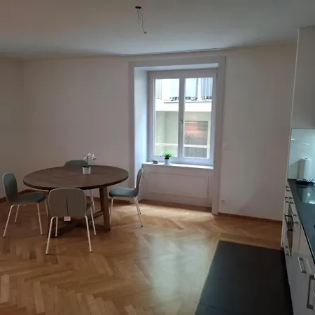 Station Apartment, 2 Bedroom & Sofabed Apartment