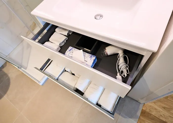 Station Apartment, 2 Bedroom & Sofabed *