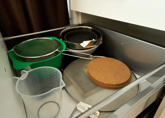 Station Apartment, 2 Bedroom & Sofabed Zurich