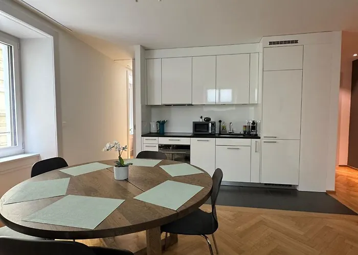 Lägenhet Station Apartment, 2 Bedroom & Sofabed Zürich